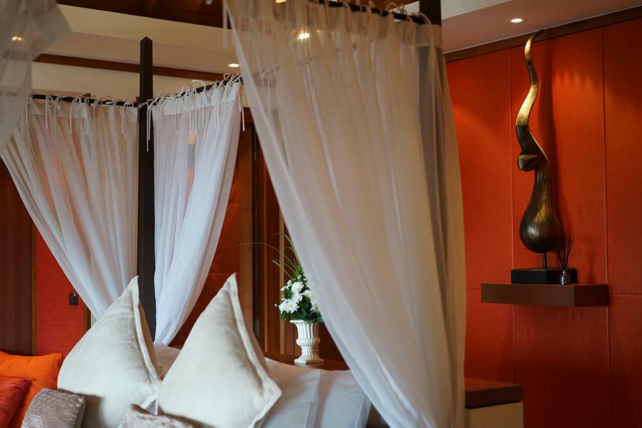 Villa Malisa Kamala Beach Exterior photo
